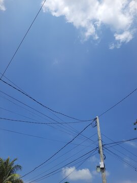 high voltage power lines