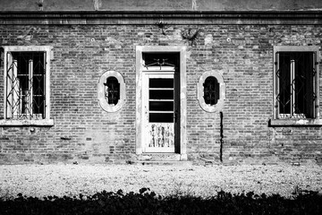 Dettaglio di una vecchia costruzione all'interno dell'Arsenale di Venezia © Andrea Vismara