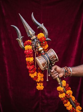 Durga Thrishul Graphic 