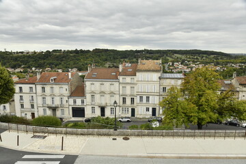 Obraz premium Vieilles bâtisses parfois de plusieurs siècles au centre historique d'Angoulême (Charente-France)