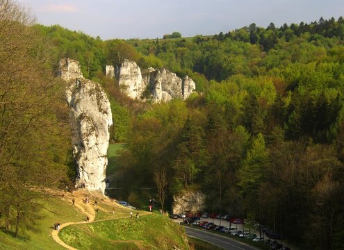 Hercules' Club - a 30-meter-high limestone outcrop located right next to the Pieskowa Skala Castle in the Ojcow National Park.