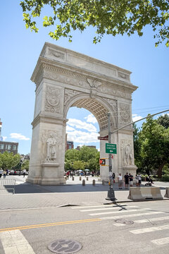 New York, NY June 26,206: Marble Sculpture of George Washington on the Washington Square Arch in New York City