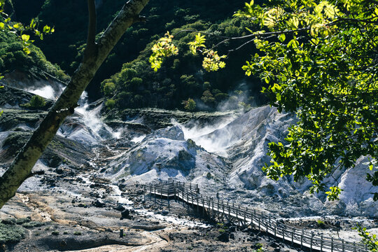 北海道　登別地獄谷の遊歩道