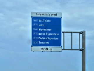 Tangenziale Ovest sign near Italian cities © Joachim