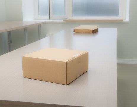 Quiet ecommerce prep, plain box and flat mailers, copy space