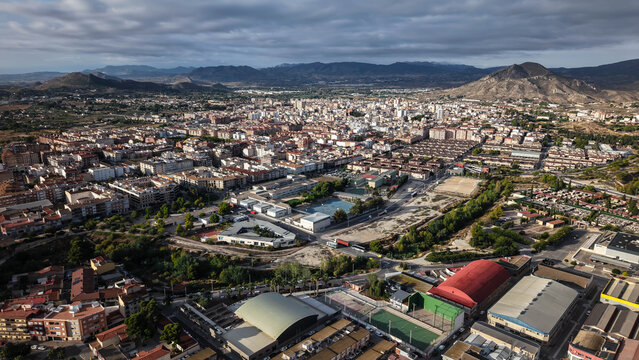 Vista a&eacute;rea de Petrer y Elda , panor&aacute;mica de las poblaciones