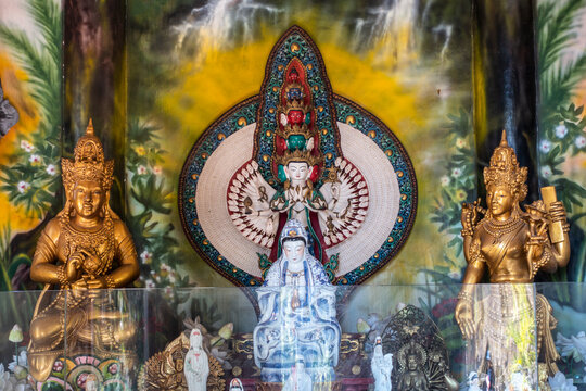 BALI Singaraja Brahmavihara-Arama