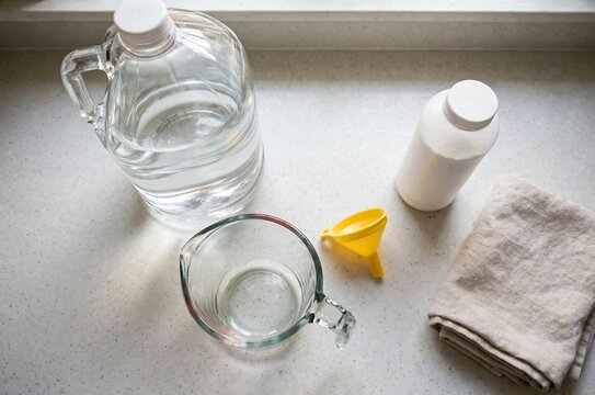 How To Clean A Washing Machine With Vinegar - Wide Angle View
