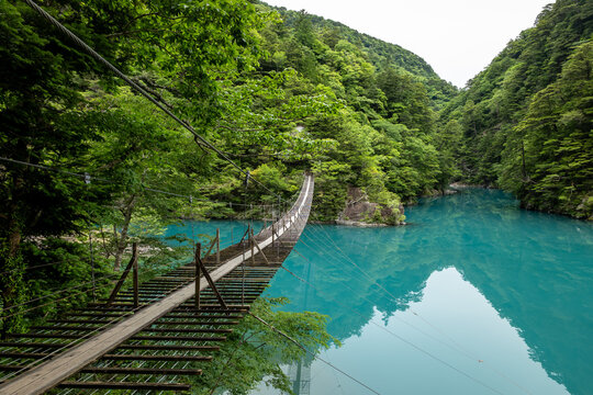 静岡県の川根本町寸又峡温泉にある名所「夢のつり橋」
