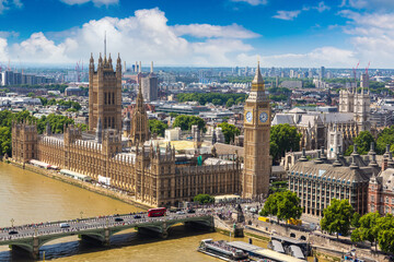 Panoramic aerial view of Palace of Westminster, Westminster Bridge with Big Ben clock tower and River Thames, London, England, UK © Sergii Figurnyi