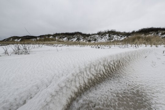 Snow-covered dunes on the North Sea, Langeoog, Lower Saxony, Germany
