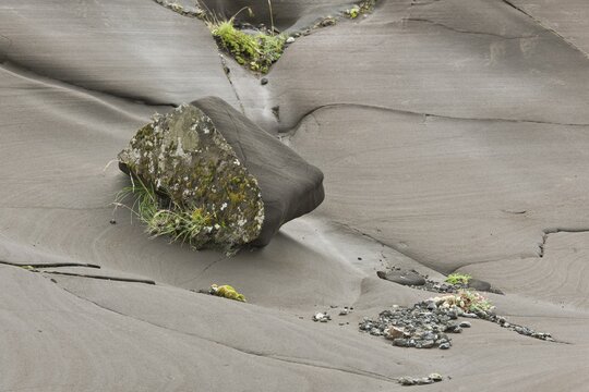 Tufa rock, V&iacute;k, Southern Region, Iceland