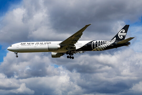Air New Zealand Boeing 777-300ER (ZK-OKN) arriving at London Heathrow Airport on April 26, 2016 in London, United Kingdom