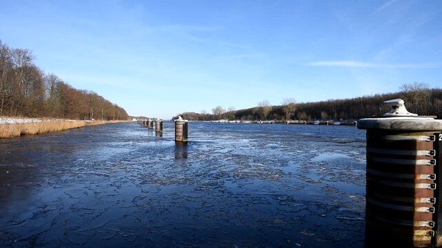 The iced Kiel Canal 2026, NOK, Kiel Canal, Kiel Canal, Dalben, Schleswig-Holstein, Germany