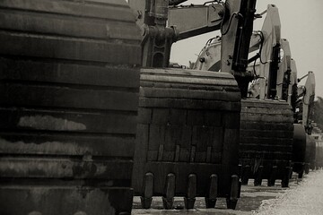 he main part of the Excavator has many functions including digging trenches, pits, demolition, heavy lifting mining and river dredging  © Mohdshahjehan