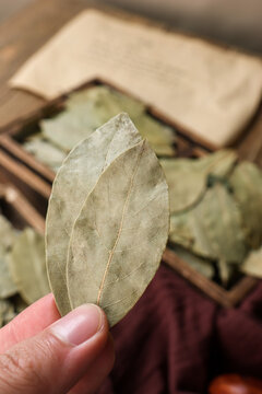 Xiangye, or bay leaf, is a spice used in traditional Chinese cooking.