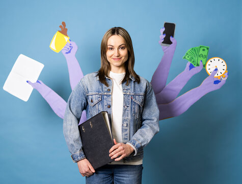 Multitasking worker with extra paper arms holding multiple objects