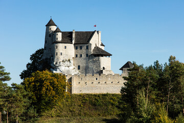 Stary kamienny zamek Bobolice Jura Krakowsko Częstochowska Polska © kubikactive
