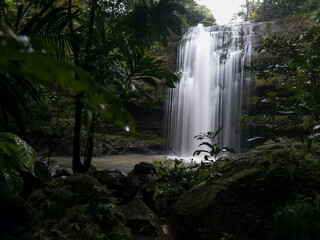 Caminata por pequeñas cascadas en Panama  © crist.cort