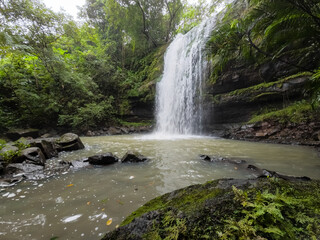 Caminata por pequeñas cascadas en Panama  © crist.cort