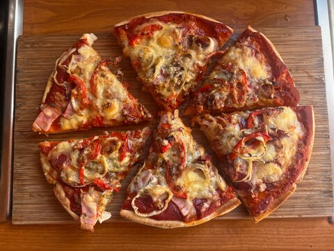 Pizza domowa 