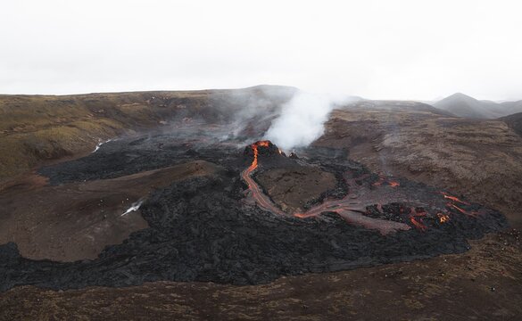 Aerial view, erupting volcano, crater with erupting lava and lava flow, Fagradalsfjall, Reykjanes Peninsula, Iceland