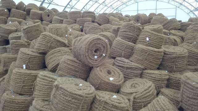 Klin rope pile seen from a circling rising drone