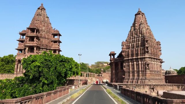 famous mandore garden with unique temples in jodhpur