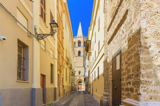 Sardinia, Italy. Cattedrale di Santa Maria in the old town of Alghero.