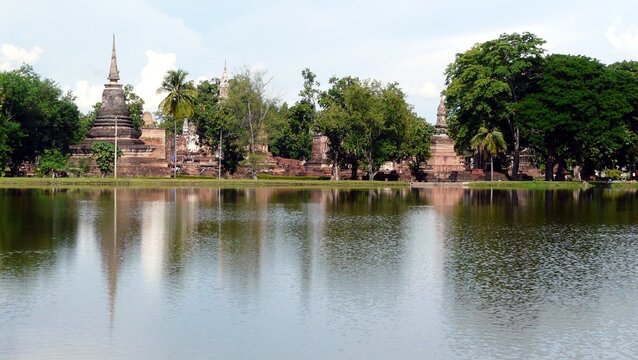 Wat Sa Si, Sukhothai Historical Park, Thailand