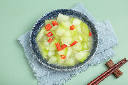 Stir Fried Winter Melon with Red Chili in Bowl
