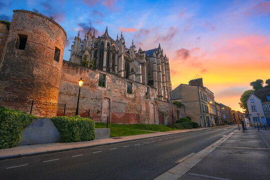 Beauvais, France: Street view of St. Peter Cathedral, Cathedrale Saint-Pierre de Beauvais, Hauts-de-France with fortified walls and half-timbered townhouses.