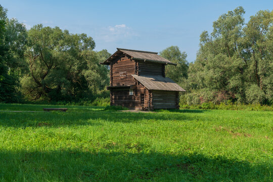 Log building of a drying barn from the village of Vakhonkino in Kaduy district of Vologda region in the Novgorod Museum of Folk Wooden Architecture Vitoslavlitsy, Veliky Novgorod, Russia