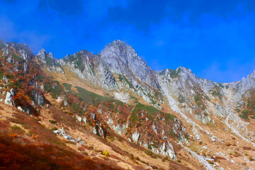 千畳敷カール・駒ヶ岳（長野県・宮田村） © Takezo