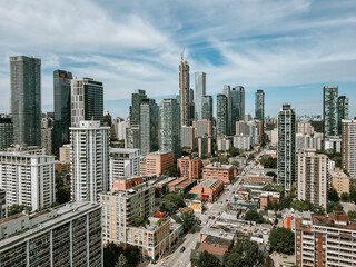 Fototapeta premium Downtown Toronto cityscape with skyscrapers and city streets