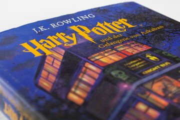 Naklejka premium Nahaufnahme vom Roman Harry Potter und der Gefangene von Askaban