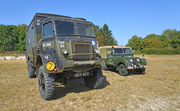 Classic Bedford QL, a British 3-ton 4x4 military truck from WW2