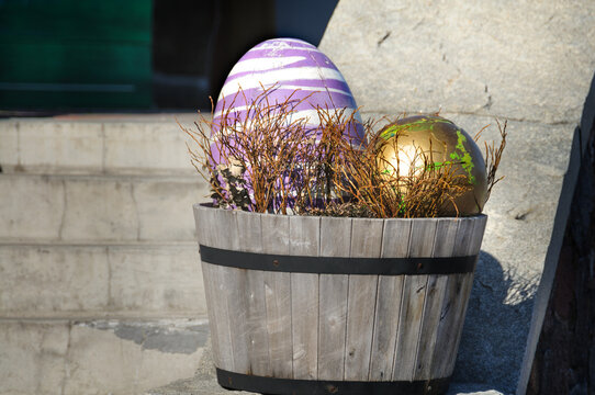 Large decorative Easter eggs in the city