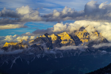 Zachód słońca na Dolomity z przełęczy Passo Giau © grzegorz_pakula