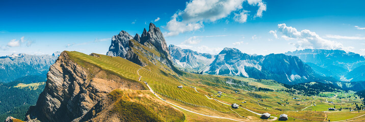 Seceda w dolinie Val Gardena w Południowym Tyrolu (Włochy) © grzegorz_pakula