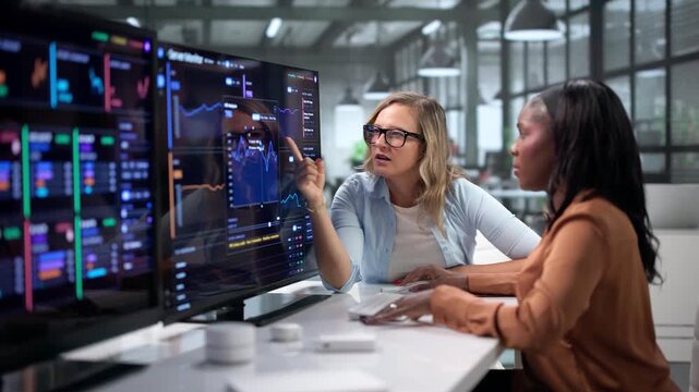 IT Servers Engineer Monitors Network Performance