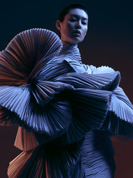 Avant-garde fashion adorned with sculptural fabric