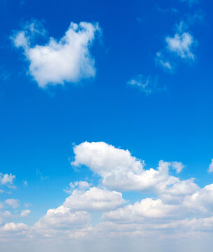 Panorama Blue sky and white clouds. Bfluffy cloud in the blue sky background