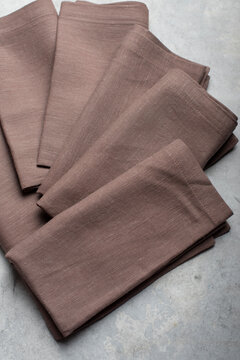 Set of 6 Chocolate Brown Linen Viscose Napkins Flat Lay