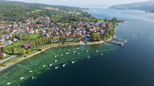Aerial view of the H&ouml;ri peninsula with the village of Wangen and the landing stage, Lake Constance, Gaienhofen, district of Constance, Baden-W&uuml;rttemberg, Germany