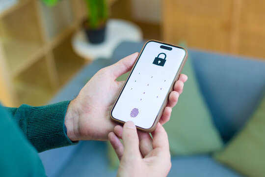 Smartphone fingerprint lock screen with biometric authentication
