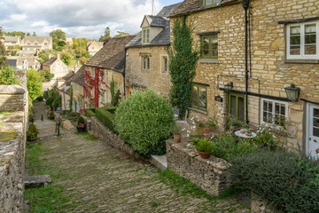 Walking around the hostoric old market town of tetbury england © Gail Johnson