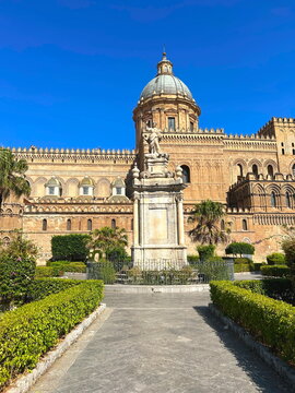 Palermo Cathedral, Cathedral of the Assumption of the Blessed Virgin Mary, Royal Tombs of Sicilian Kings, magnificent architectural ensemble