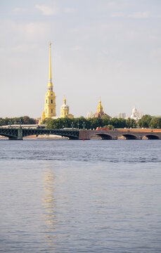 View over Neva River to Peter and Paul Fortress (Petropavlovskaya krepost) and Trinity Bridge (Troitsky Most), Saint Petersburg, Russia