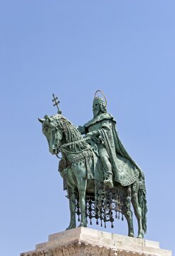 Equestrian statue of King Saint Stephen or Stephen I of Hungary, Buda Castle Hill, Budapest, Hungary